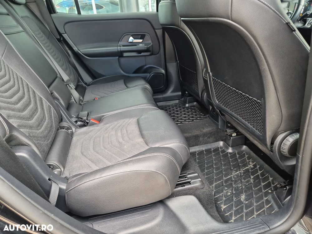 Mercedes-Benz GLB 200 d 4MATIC Aut. - 24