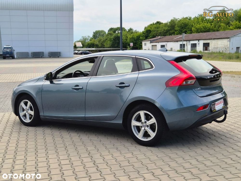 Volvo V40 - 10