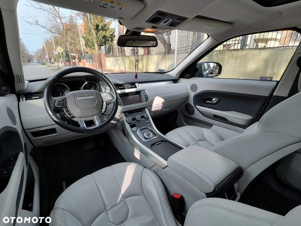 Land Rover Range Rover Evoque - 13