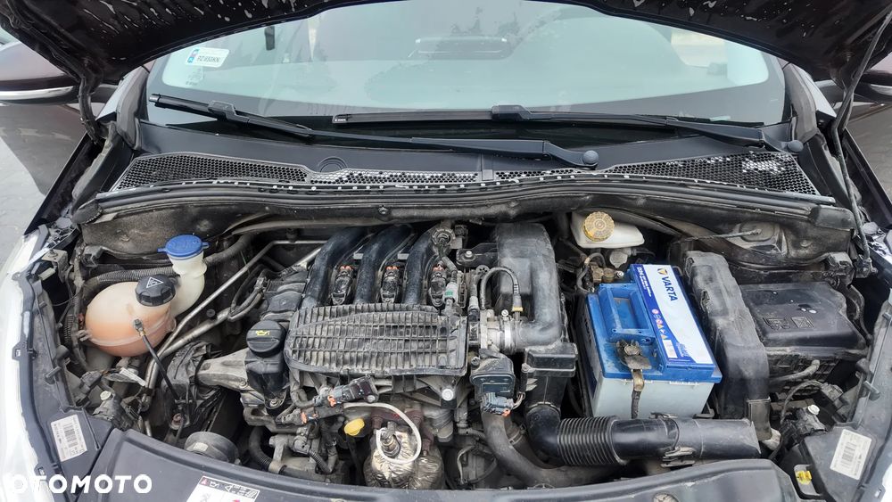 Peugeot 208 1.2 PureTech Active - 12