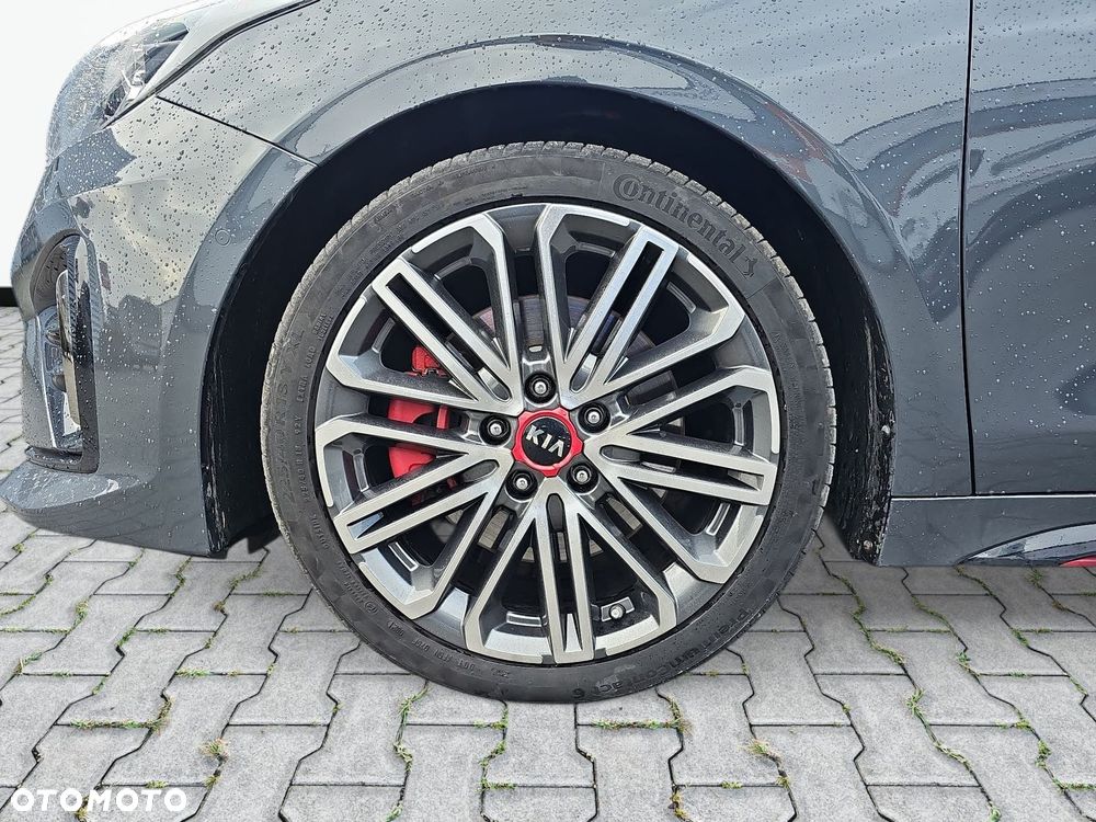 Kia ProCeed 1.6 T-GDI GT DCT - 9