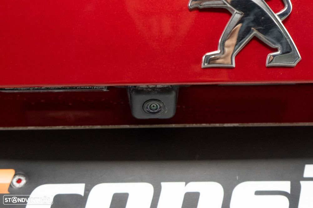 Peugeot 2008 1.2 PureTech Allure Pack - 16