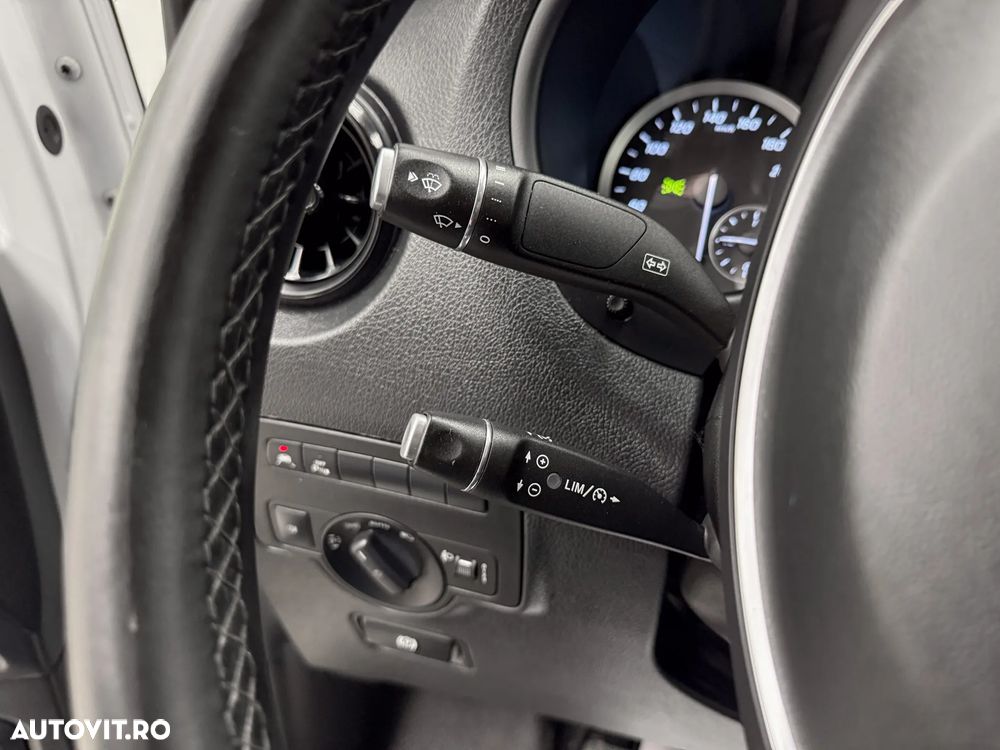 Mercedes-Benz VITO - 24