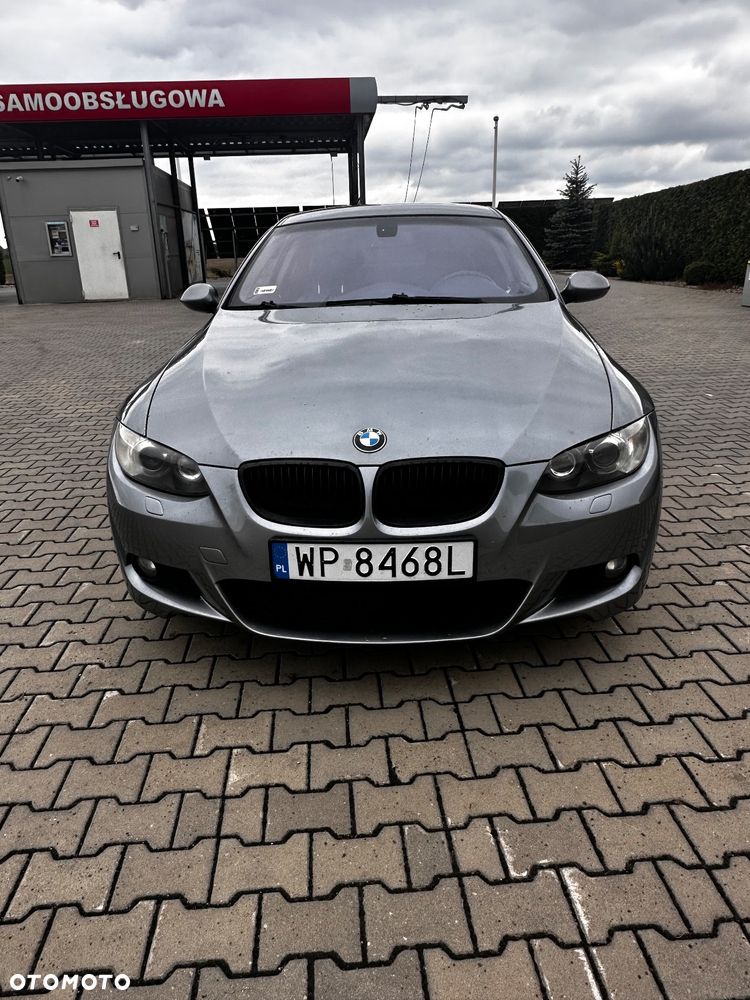 BMW Seria 3 325d - 2
