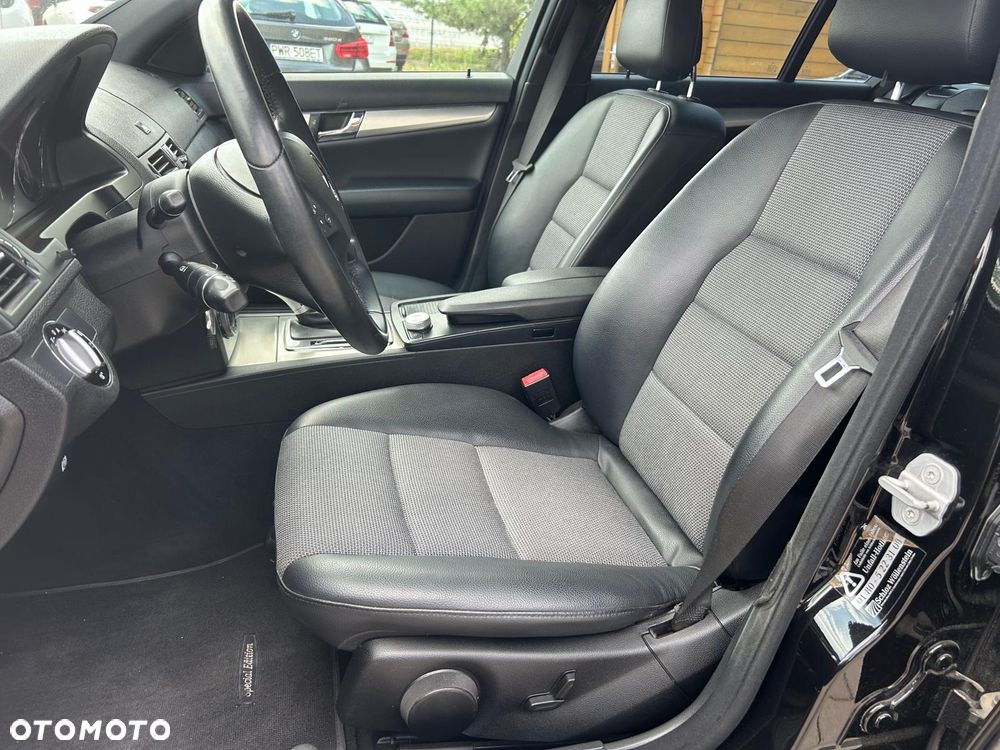Mercedes-Benz Klasa C 220 CDI DPF (BlueEFFICIENCY) 7G-TRONIC - 16