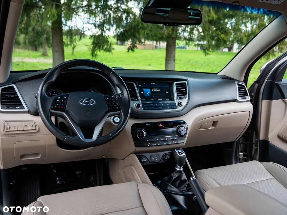 Hyundai Tucson 1.6 GDi Style 2WD - 28