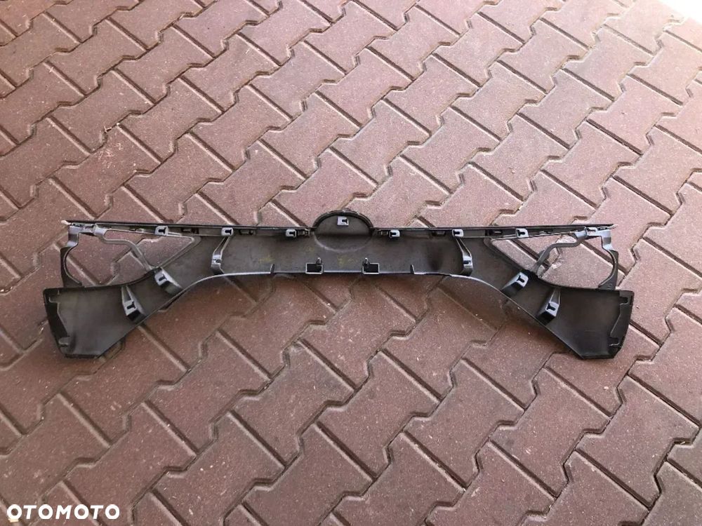 TOYOTA AVENSIS T27 II LIFT T29 2015- SEDAN BLENDA KLAPY TYLNEJ TYŁ LISTWA CHROM - 10