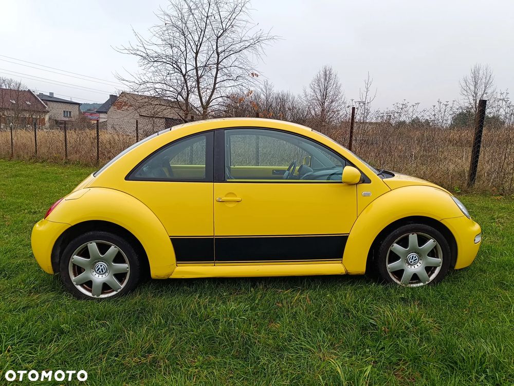 Volkswagen New Beetle - 7
