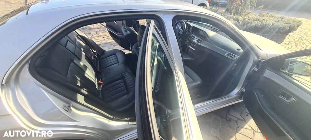 Mercedes-Benz E 220 BlueTEC 9G-TRONIC Avantgarde - 5
