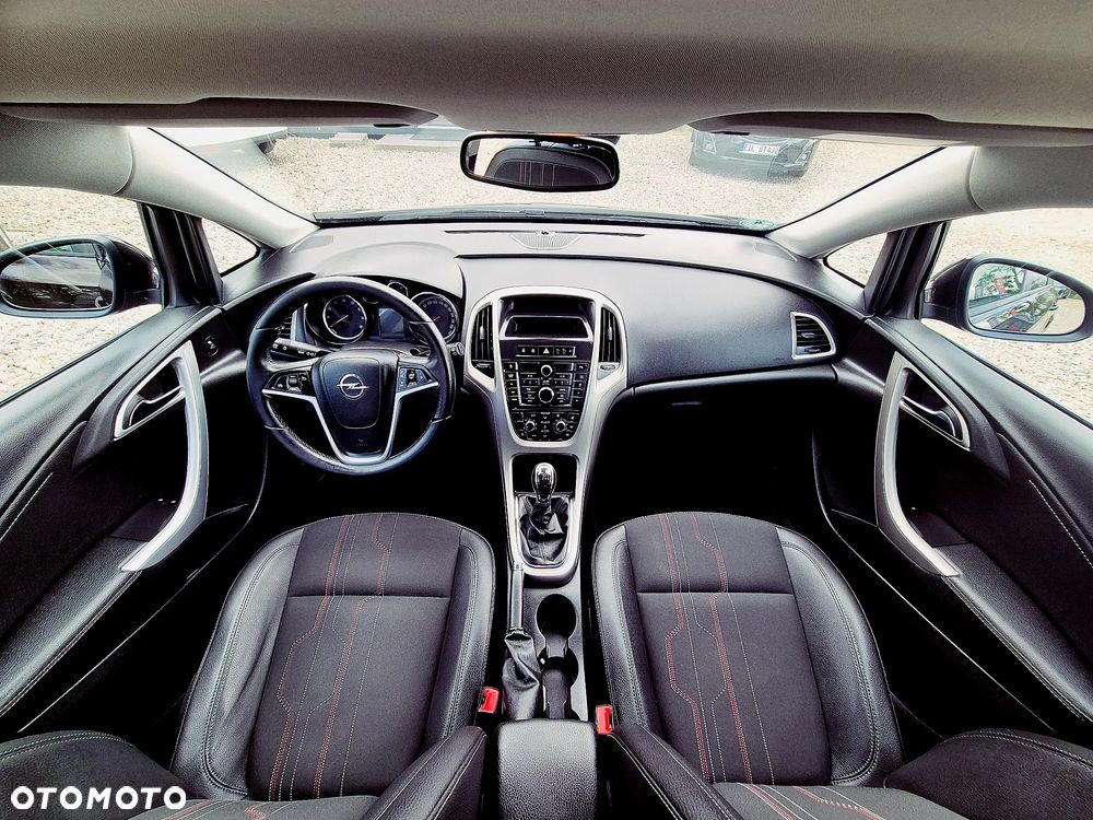 Opel Astra 1.4 Turbo Color Edition - 23