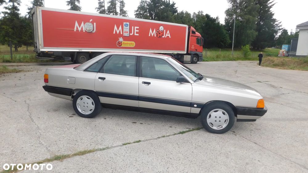 Audi 100 1.8 E - 5