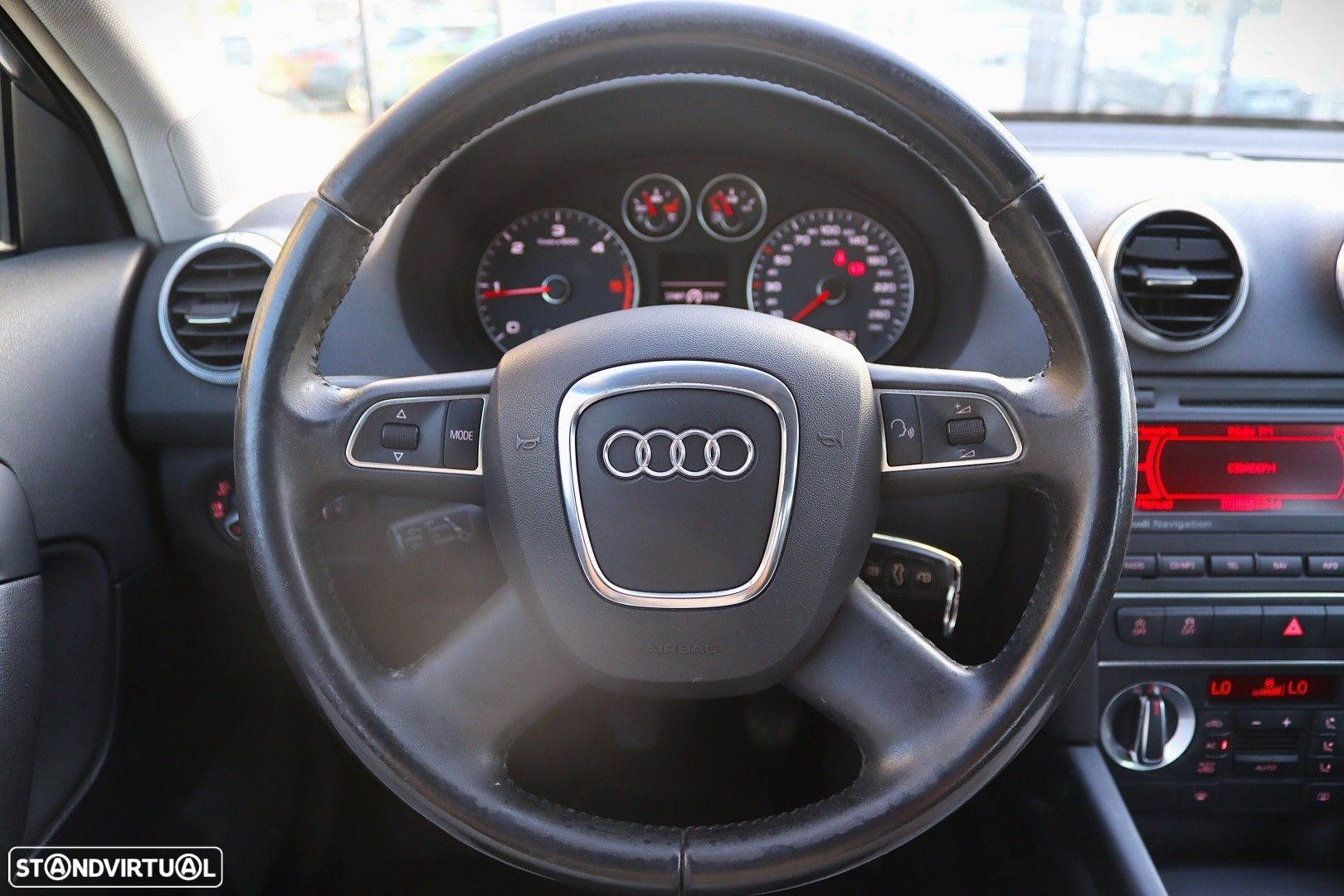 Audi A3 Sportback 1.6 TDI Attraction - 19