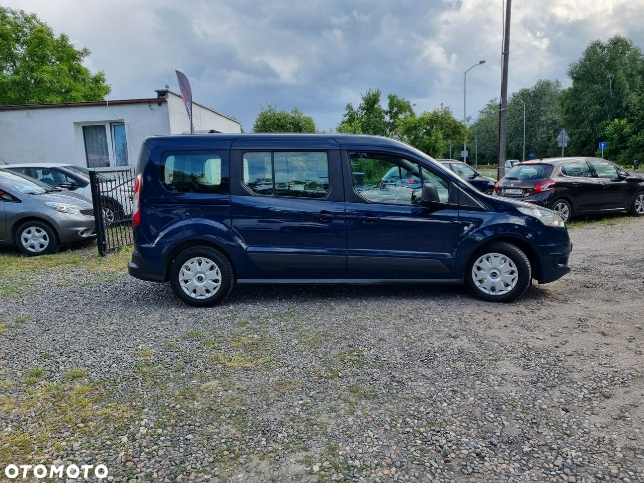 Ford Tourneo Connect Grand - 6