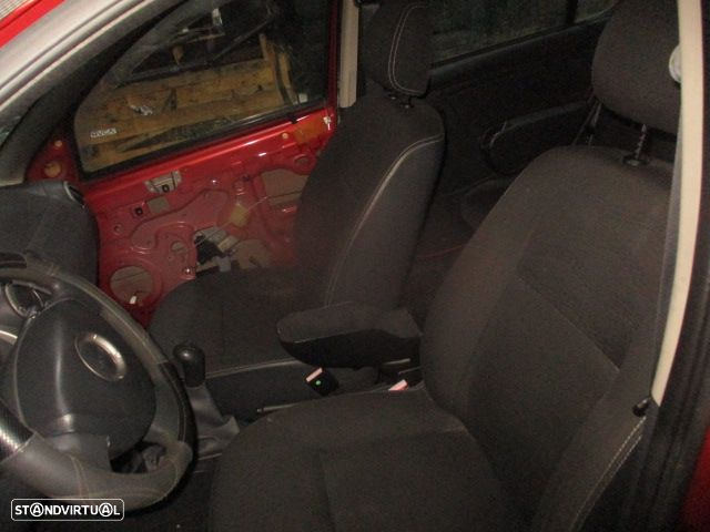 Carro MOT:  K9K 892 CXVEL: JR5346 DACIA SANDERO 2011 1.5DCI 90CV 5P VERMELHO DIESEL - 6