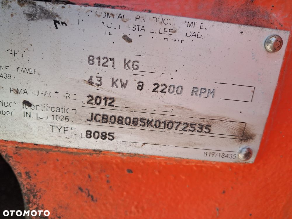 JCB 8085 - 12