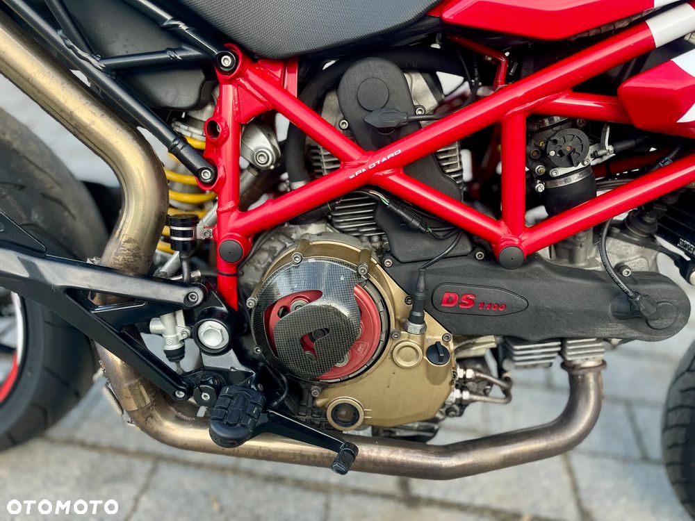 Ducati Hypermotard - 32