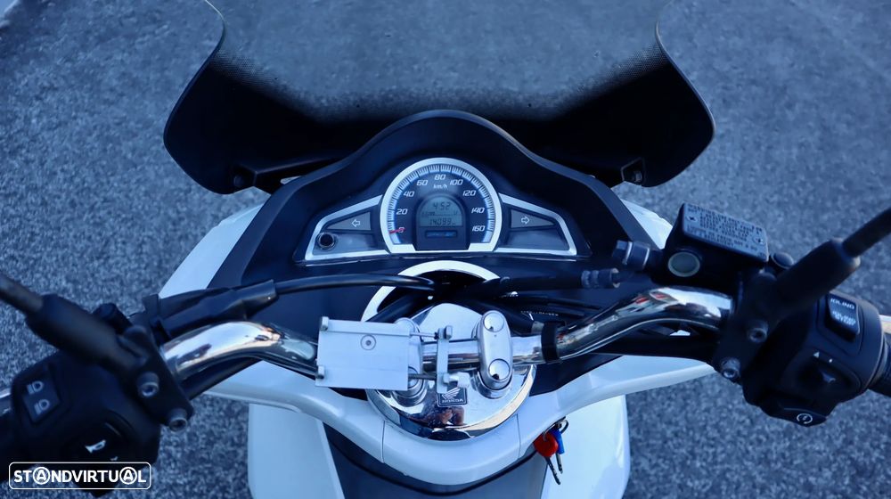 Honda PCX125 - 24