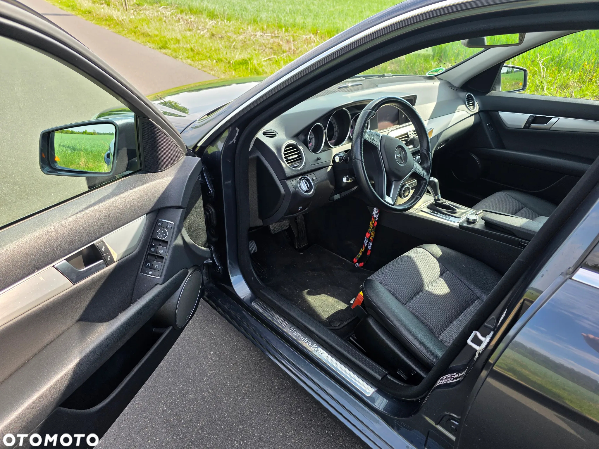 Mercedes-Benz Klasa C 250 (BlueTEC) d T 7G-TRONIC Avantgarde - 9