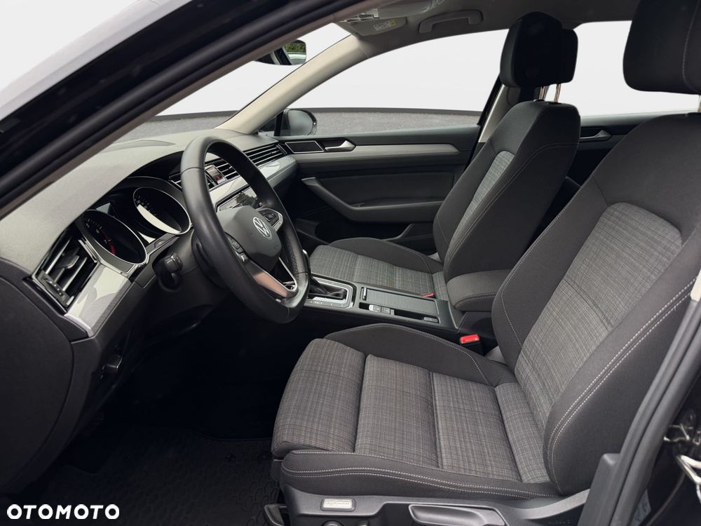 Volkswagen Passat Variant 2.0 TSI Business DSG - 27