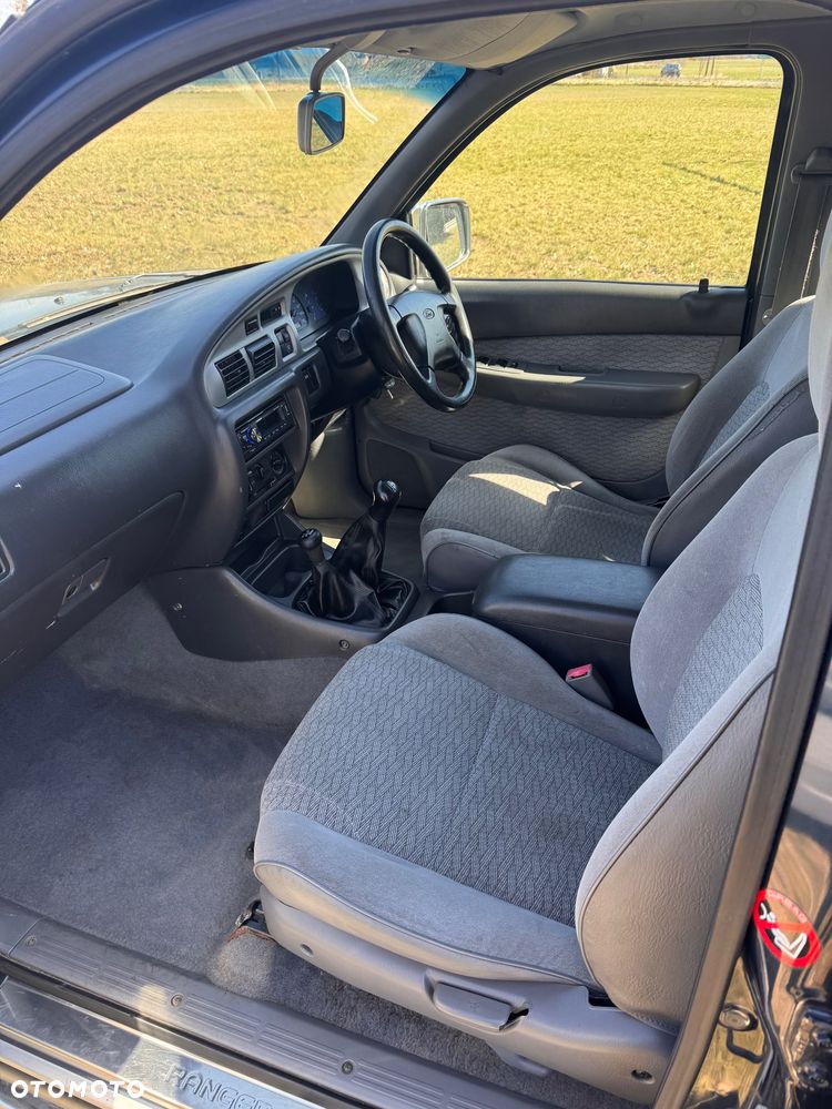 Ford Ranger XLT Limited - 25