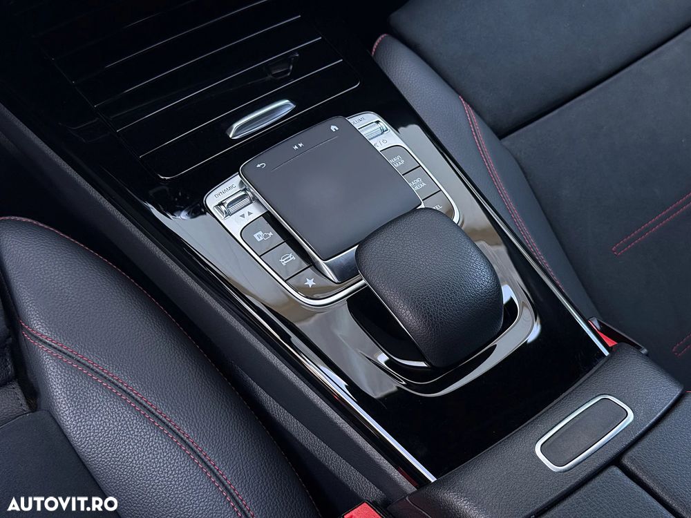 Mercedes-Benz CLA 200 - 24