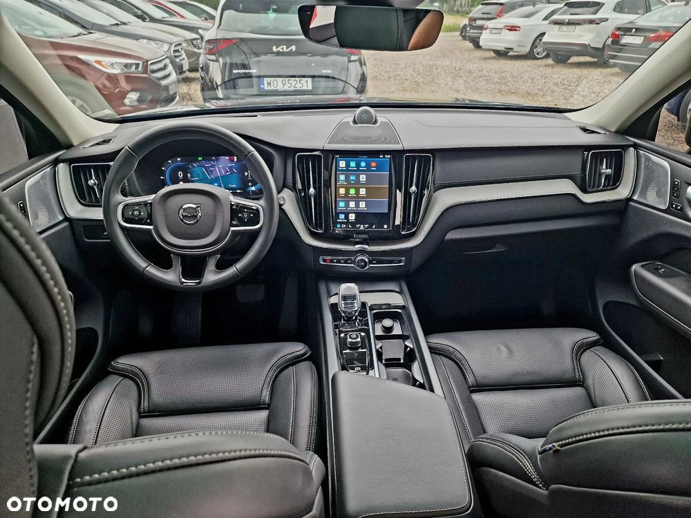 Volvo XC 60 B5 B AWD Ultimate Black Edition - 17