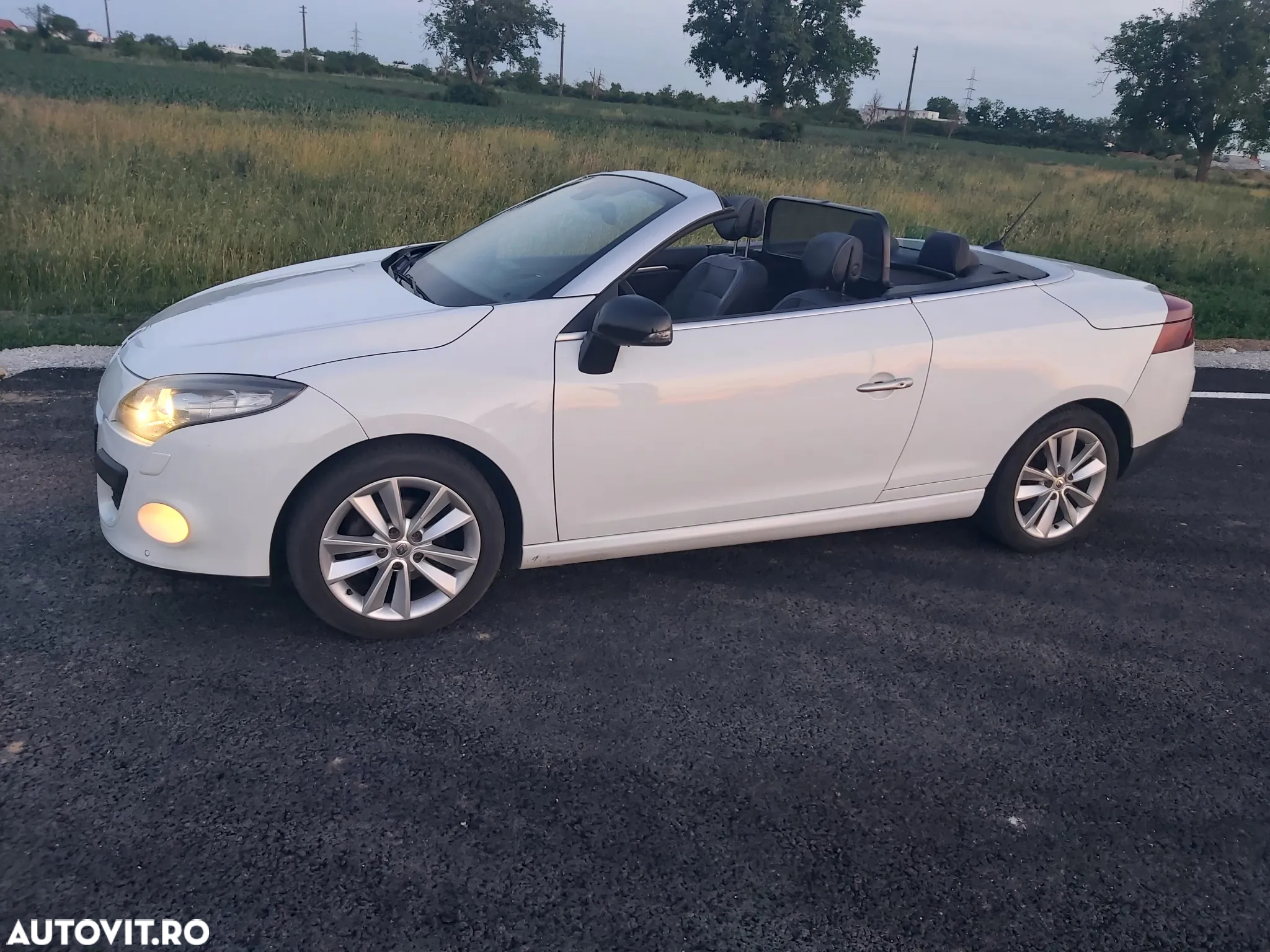 Renault Megane dCi 130 FAP Coupe-Cabriolet Luxe - 3