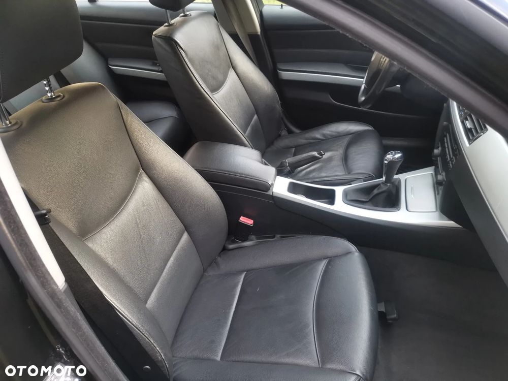 BMW Seria 3 - 28
