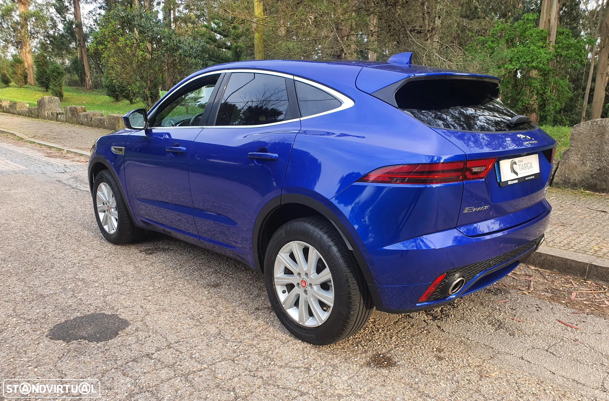 Jaguar E-Pace 2.0 i4D R-Dynamic HSE AWD Aut. - 19