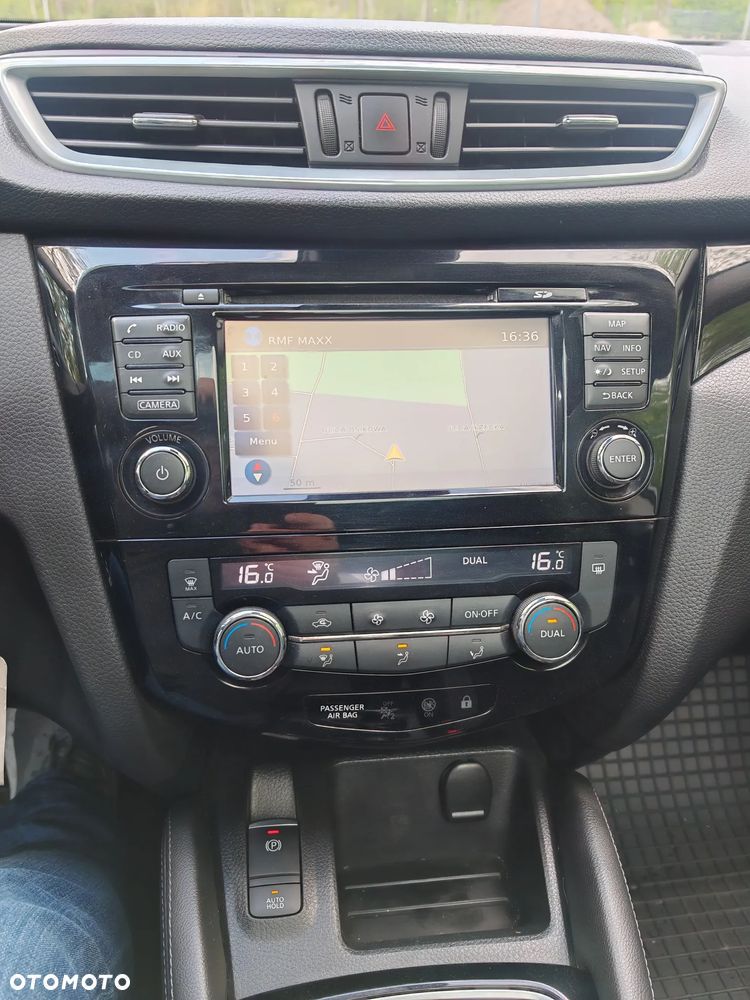Nissan Qashqai 1.2 DIG-T Visia EU6 - 16