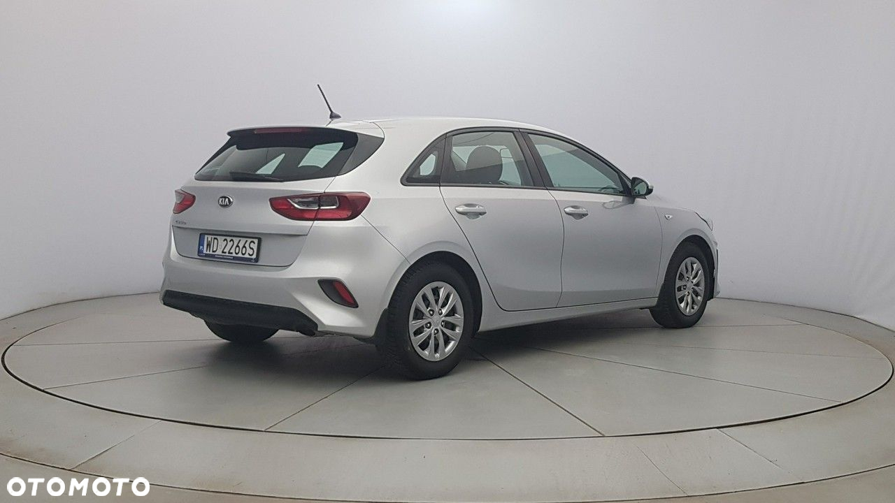 Kia Ceed - 7