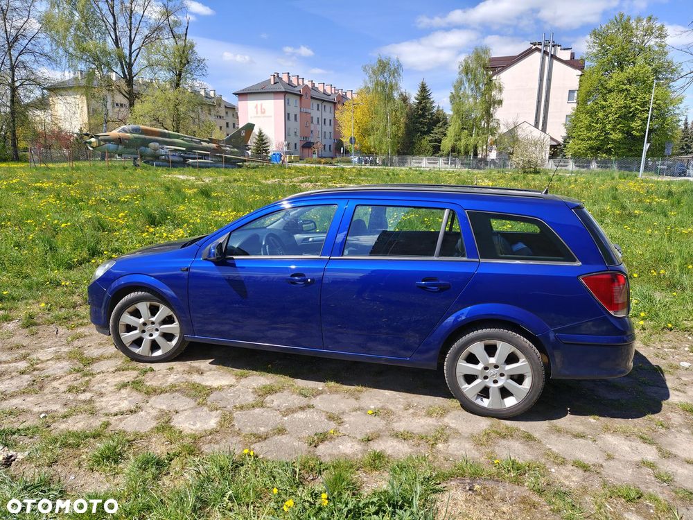 Opel Astra 1.7 CDTI - 4