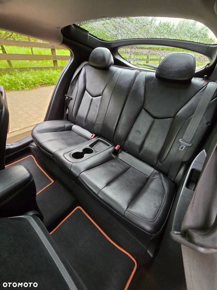 Hyundai Veloster 1.6 GDI Premium - 24