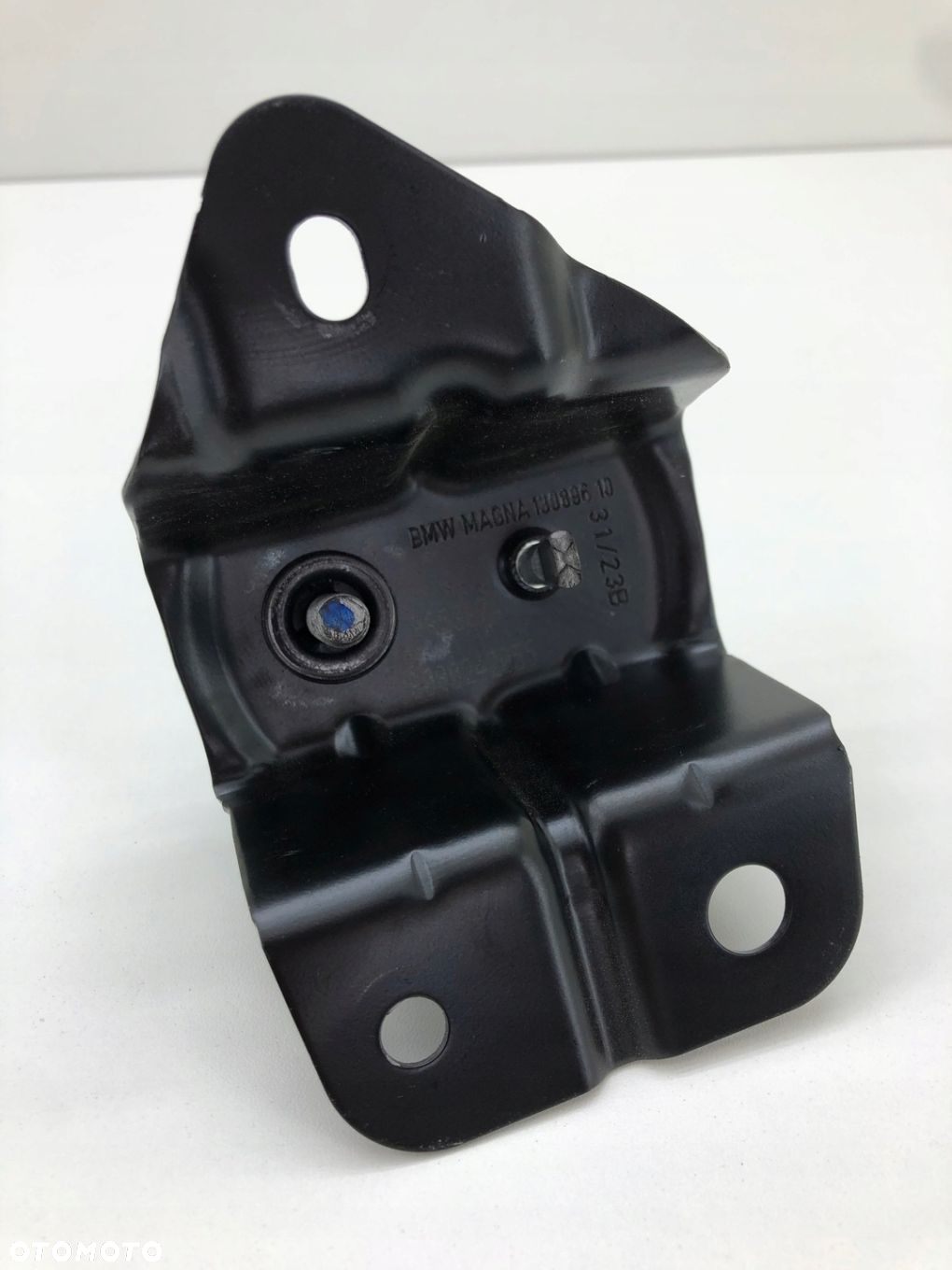 BMW X1 U11 ZAMEK RYGIEL ZACZEP MASKI PRAWY 9853674 - 5