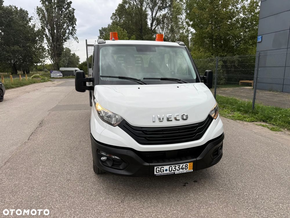 Iveco Daily 35S180, 3.0 180KM, Doka 7os., Niski przebieg, Zadbane - 9