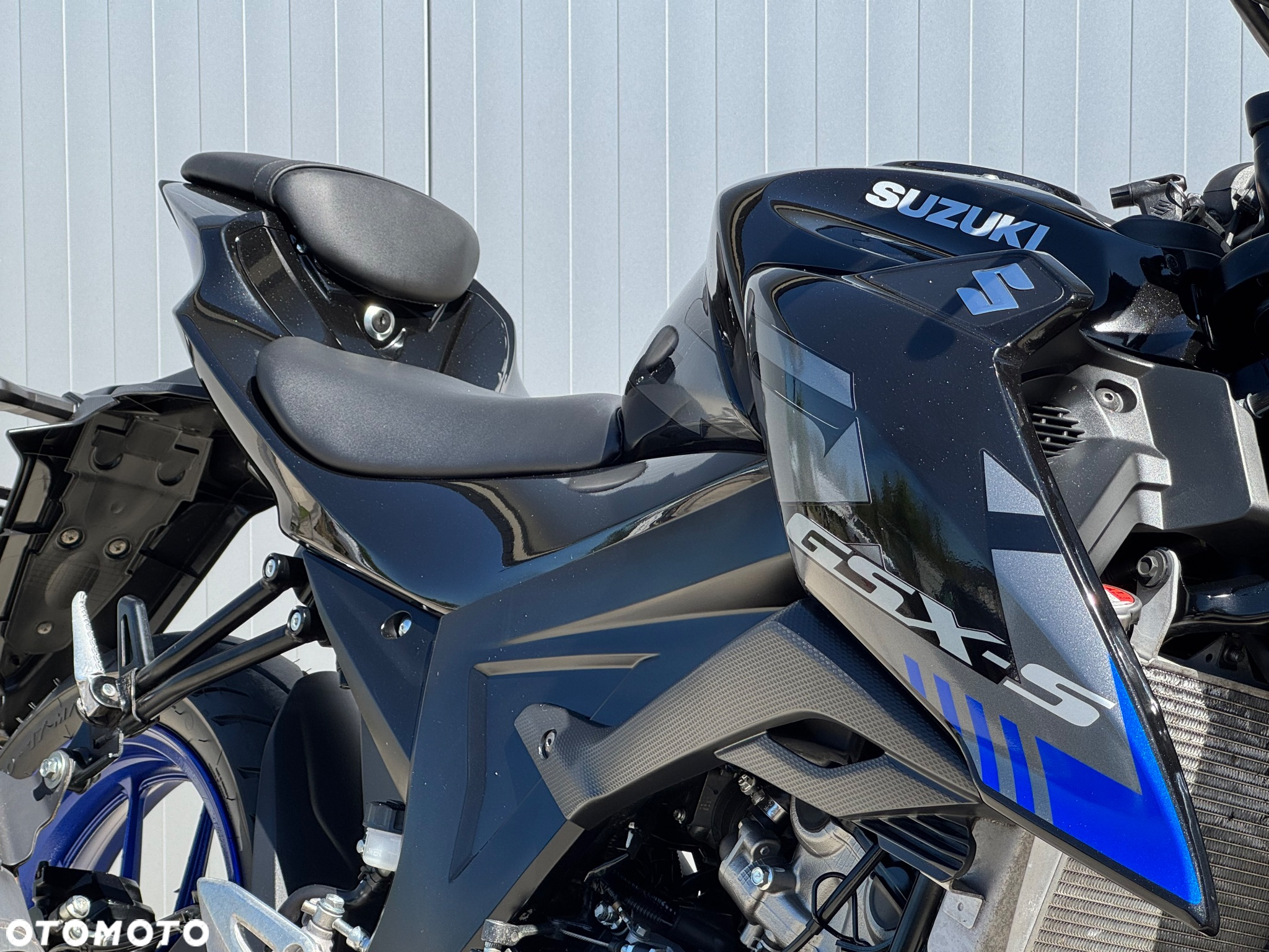 Suzuki GSX - 8