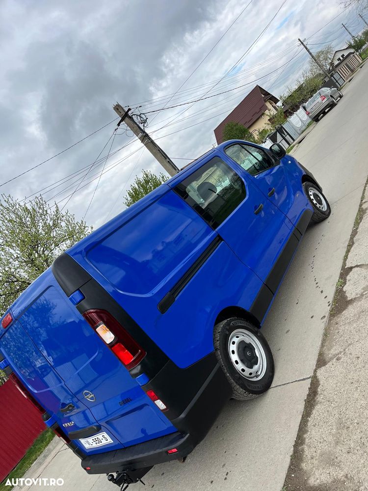 Opel Vivaro - 13
