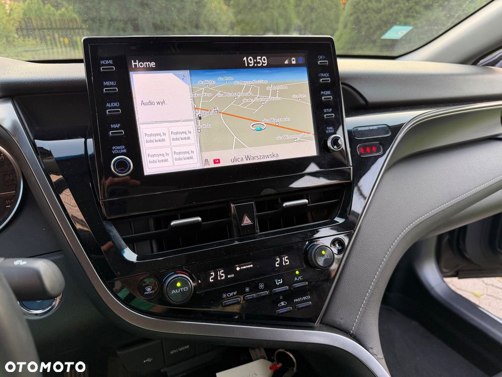 Toyota Camry - 11