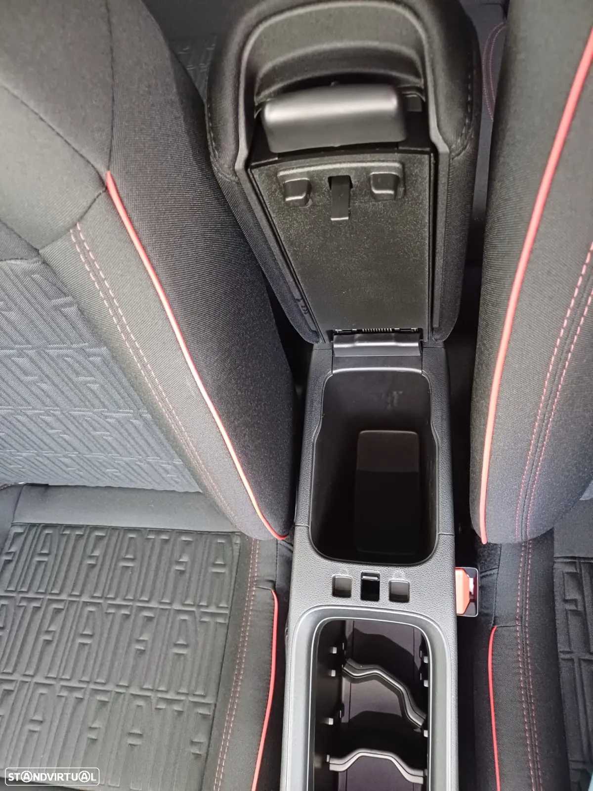 Fiat 600e 54 kWh (RED) - 18