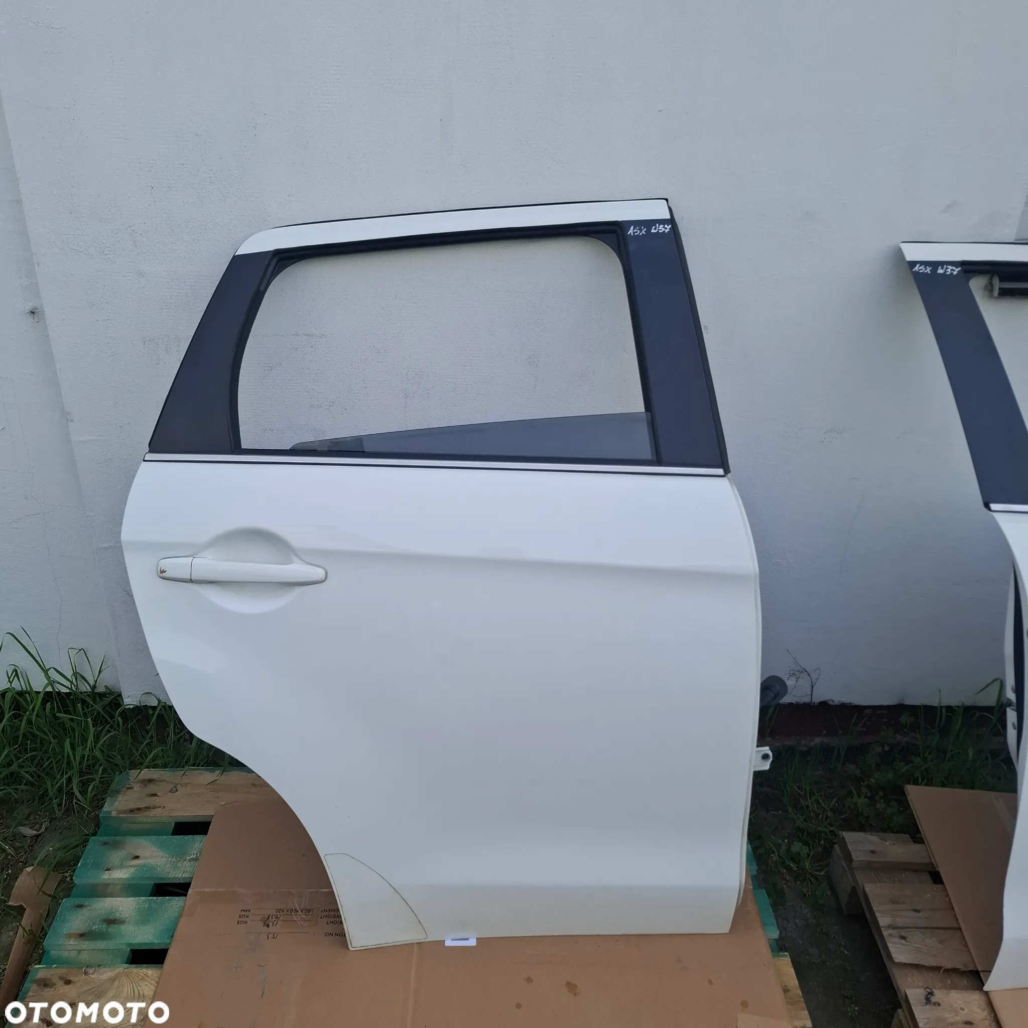 MITSUBISHI ASX 10-22 DRZWI PRAWA STORNA Przód prawe tył prawe w37 białe igła w kolor - 8