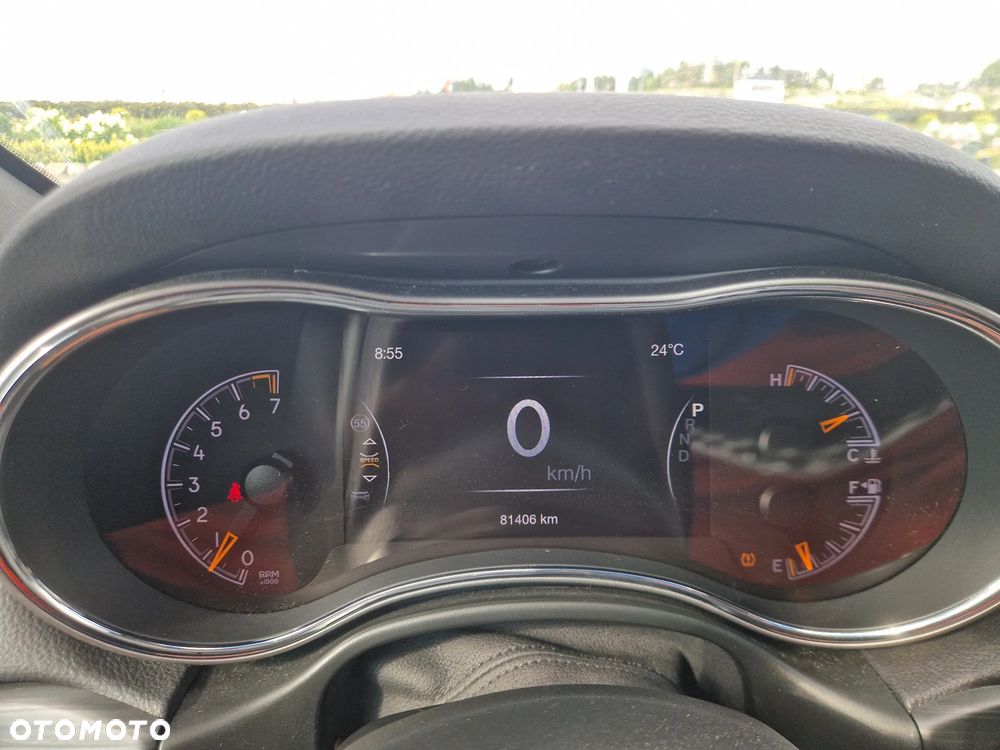 Jeep Grand Cherokee 3.6 V6 Laredo - 21