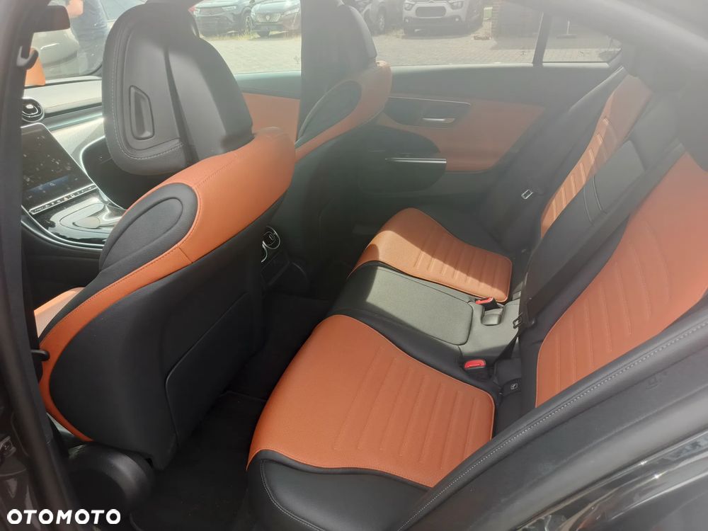 Mercedes-Benz Klasa C 300 de PHEV 4-Matic AMG - 8