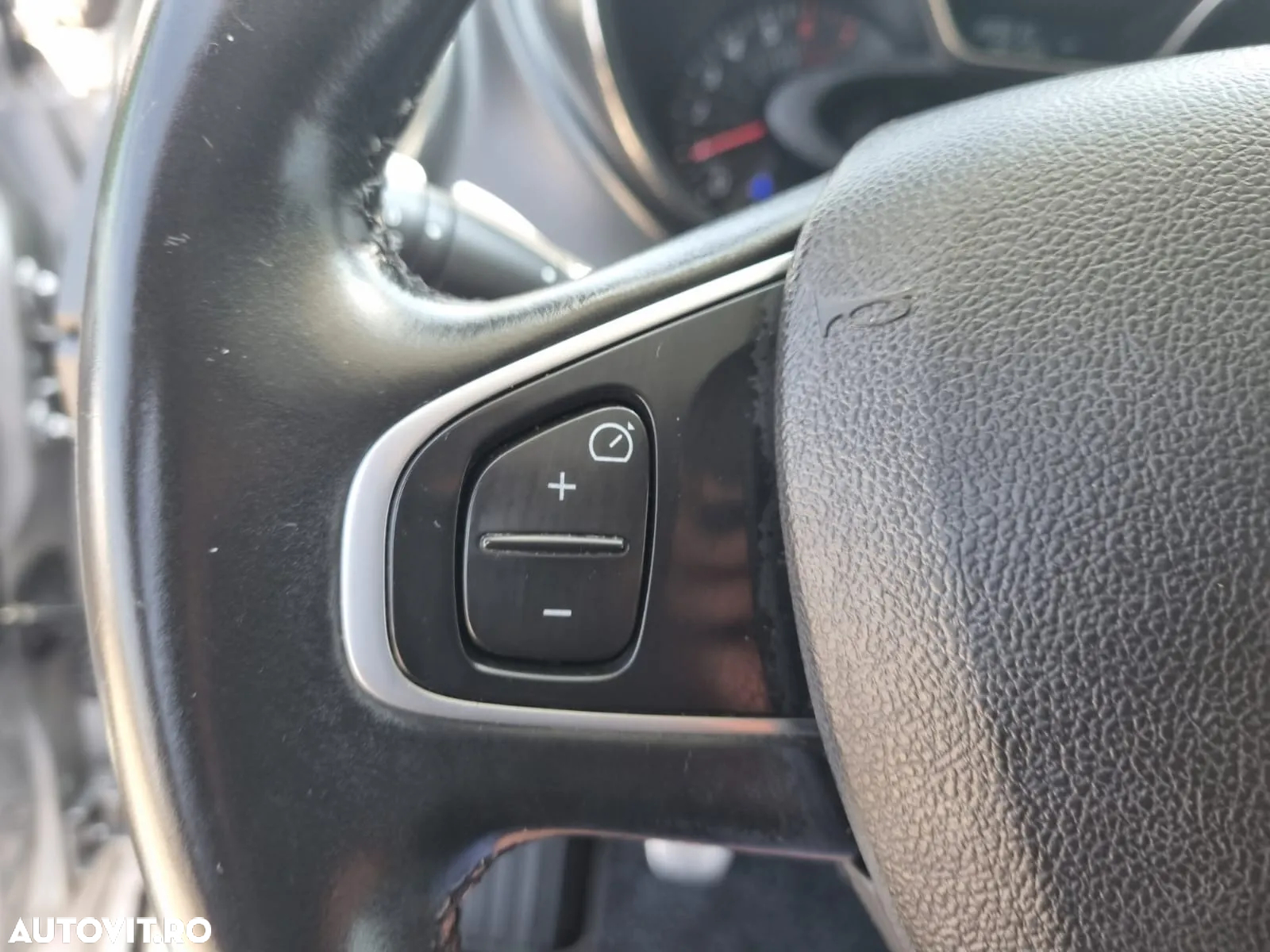Renault Captur (ENERGY) TCe 90 INTENS - 16