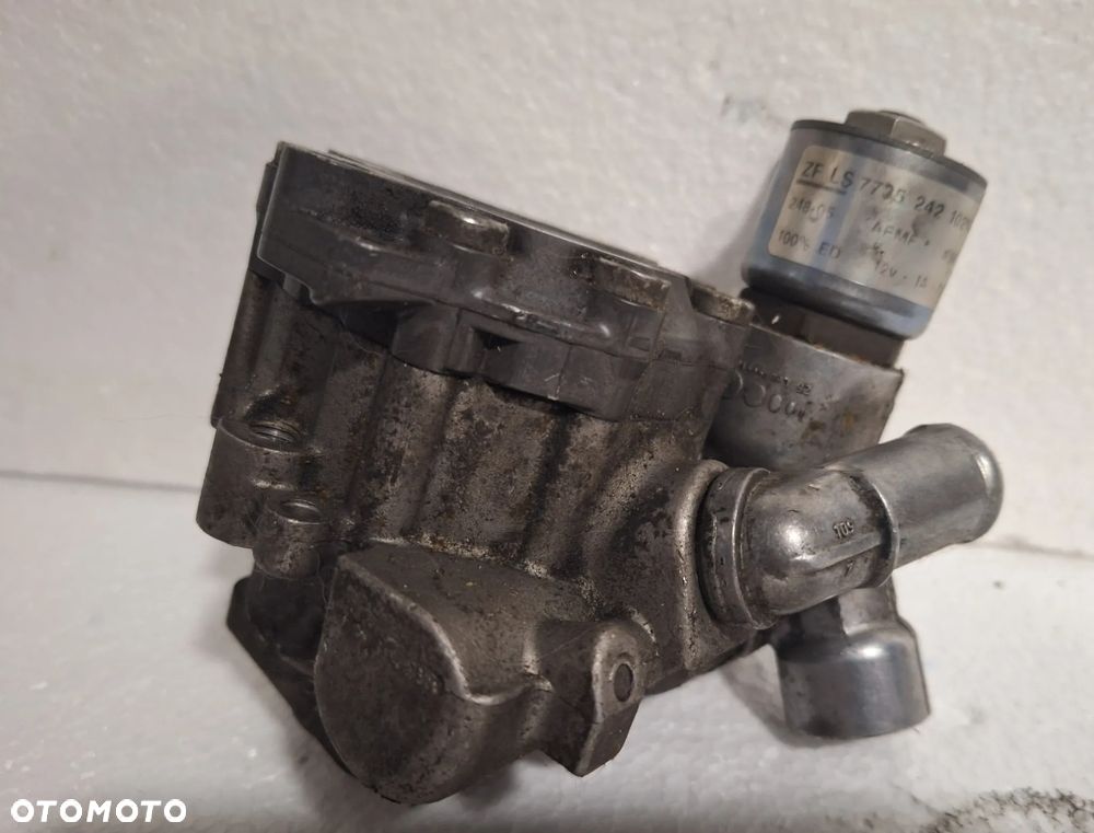 BMW 5 E60 E61 Pompa wspomagania 7697974121 - 1