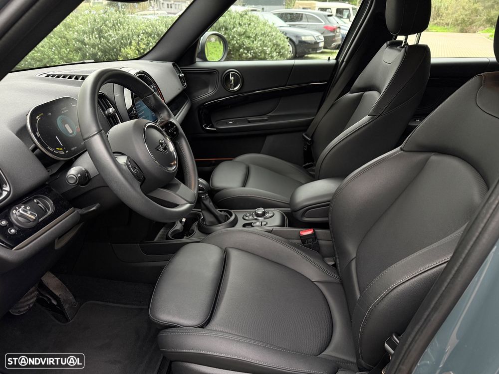 MINI Countryman Cooper SE ALL4 Auto - 16