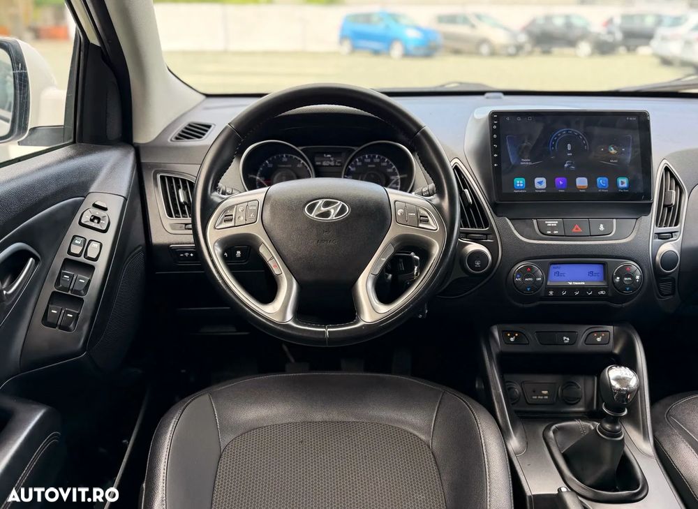 Hyundai ix35 1.7 CRDI 2WD blue Finale Silver - 7