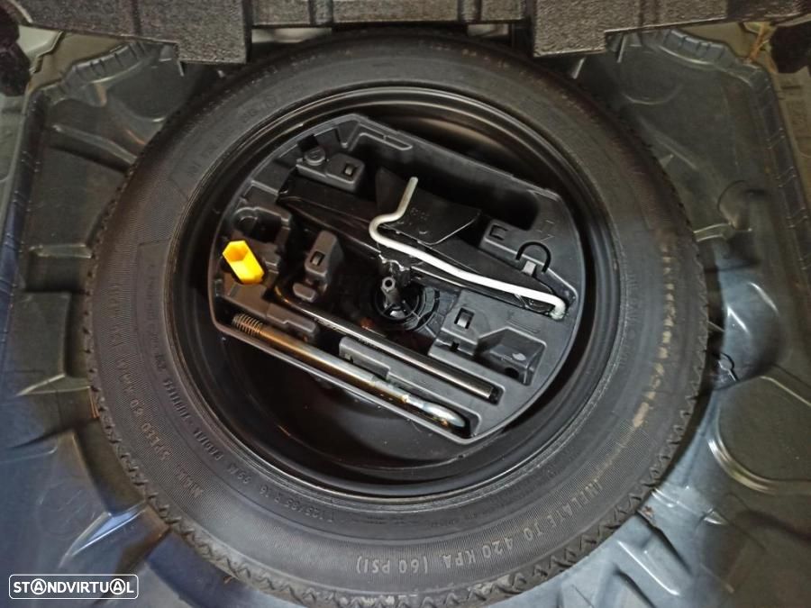 Peugeot 308 SW 1.5 BlueHDi Style - 4