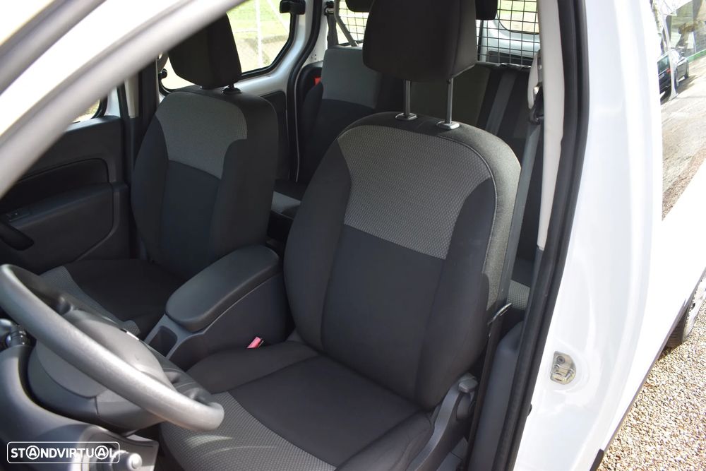 Renault Kangoo E-Tech - 5