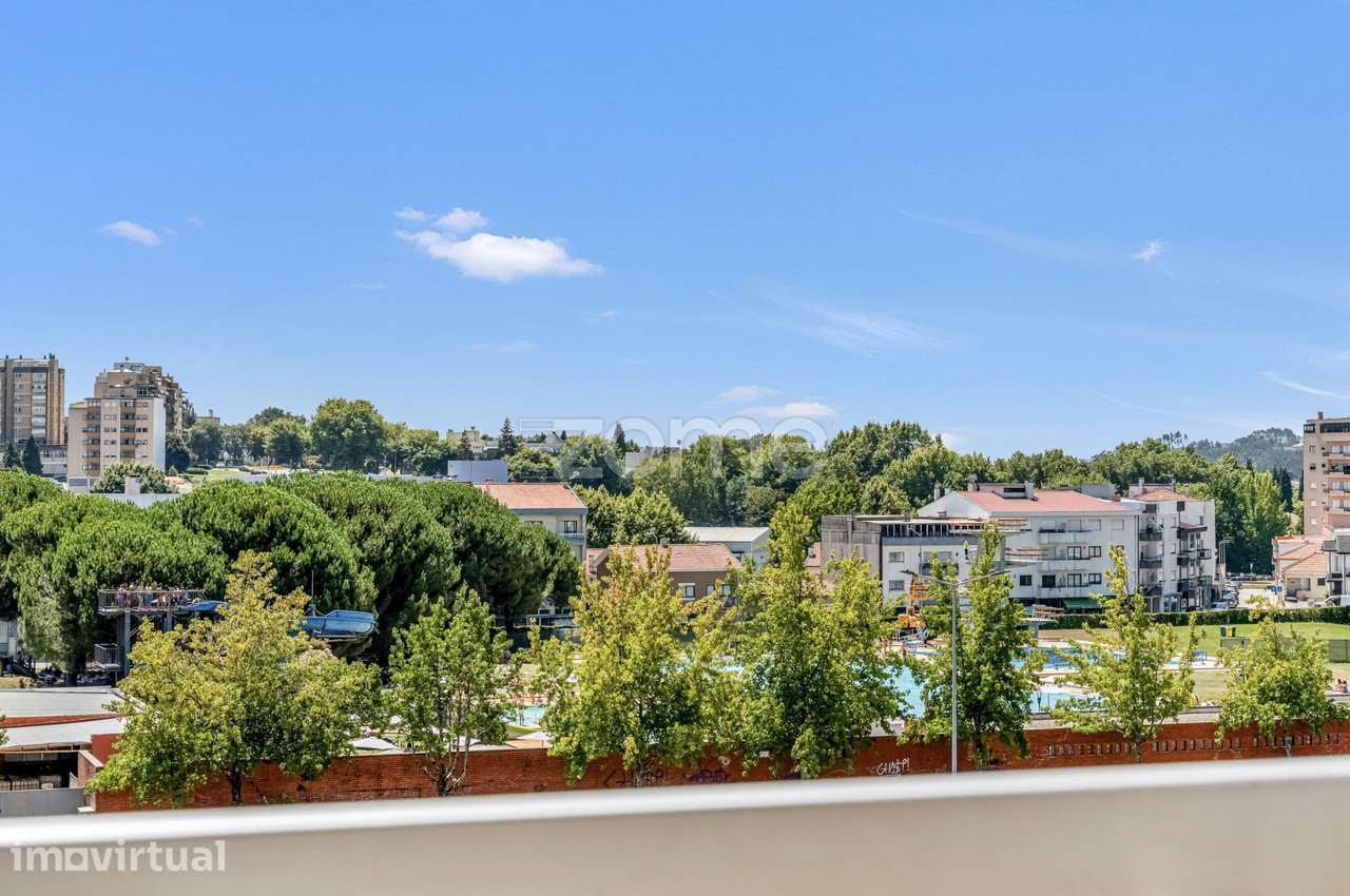 Apartamento T3 | 3 frentes | Piscinas S.J.Madeira - Grande imagem: 2/32