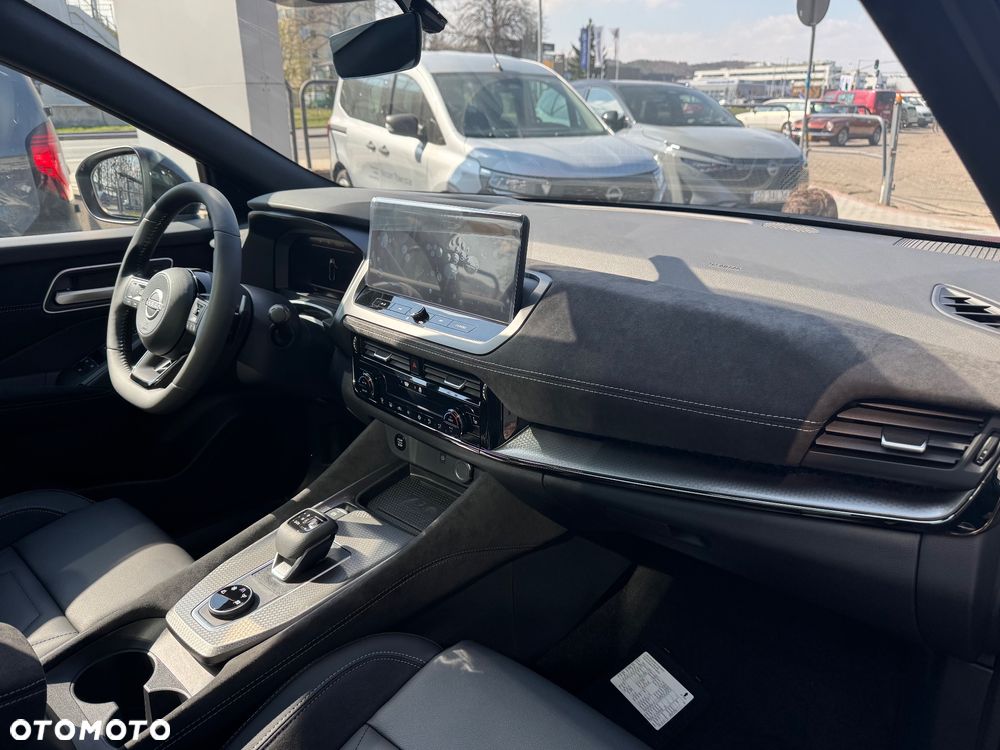 Nissan Qashqai 1.3 DIG-T MHEV 4x4 N-Design Xtronic - 11